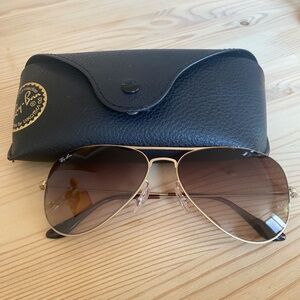 Ray-Ban Aviators (Flat Metal)